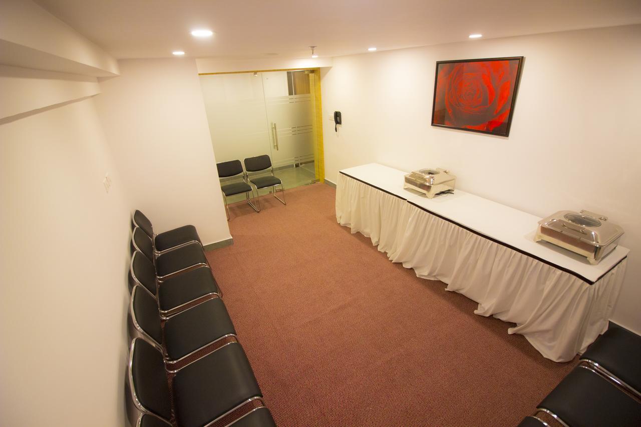 The Grace Hostel Колката Екстериор снимка